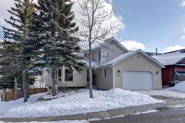 Calgary, AB T3H 1Y2,55 Stradbrooke WAY SW