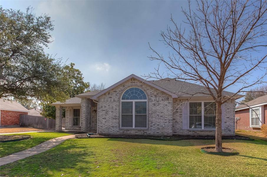 7033 Longo Drive, The Colony, TX 75056