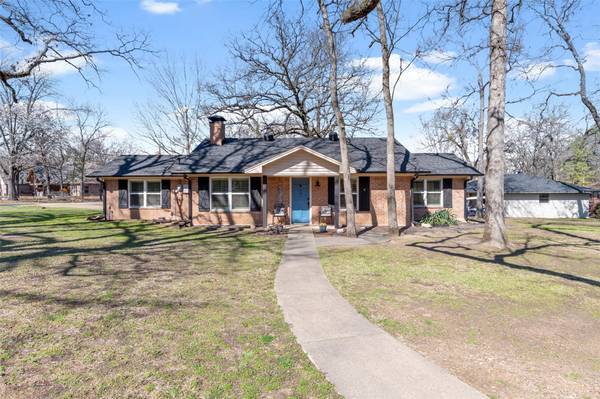 202 Channelview Drive, Trinidad, TX 75163