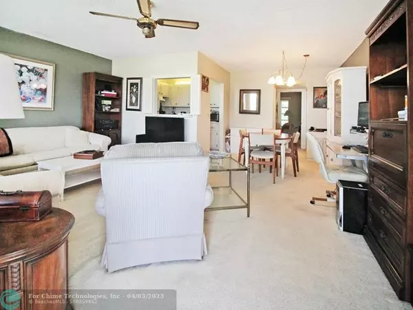 Deerfield Beach, FL 33442,138 Oakridge J  #138