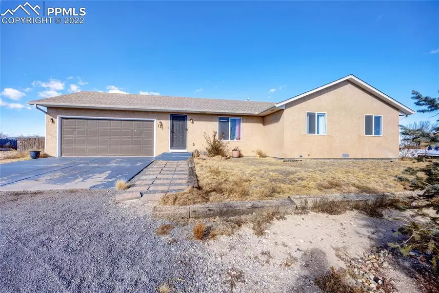 141 N Candlewood DR, Pueblo West, CO 81007