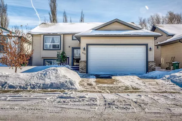 Strathmore, AB T1P 1Z5,532 Highland Close