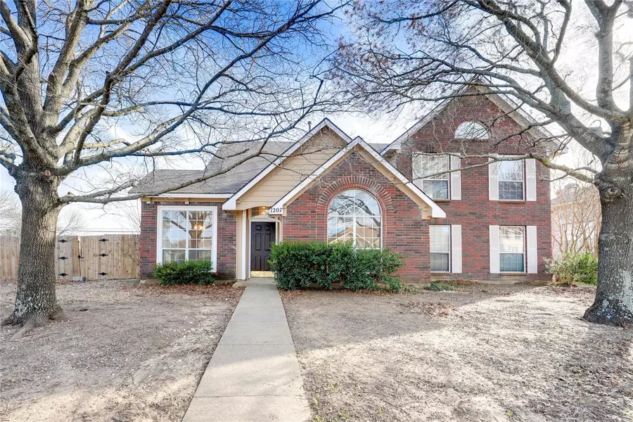 1207 Brewer Drive, Cedar Hill, TX 75104