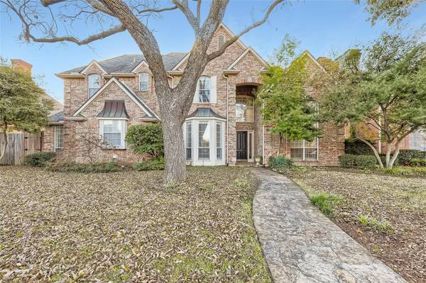 4744 Holly Tree Drive, Dallas, TX 75287