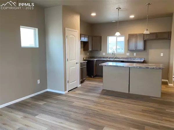 Pueblo, CO 81008,5300 Gannet LN