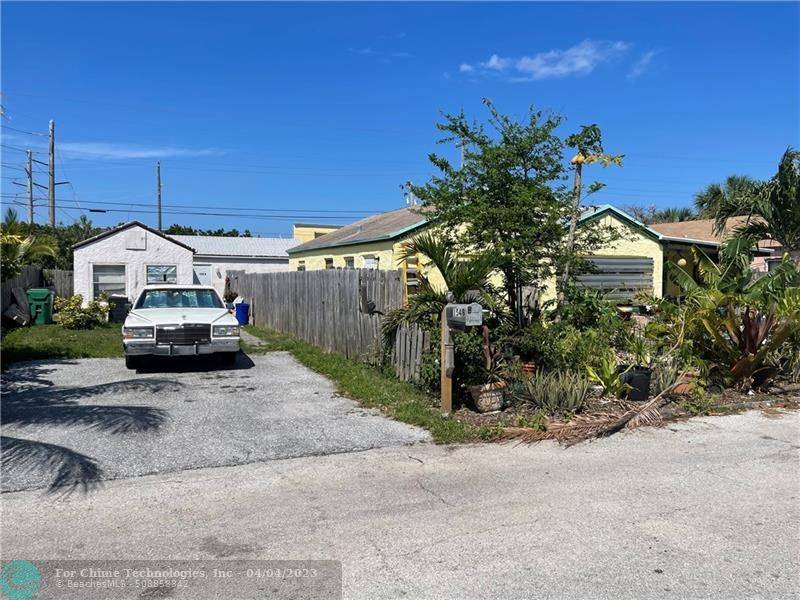 154 W 18th St,  Riviera Beach,  FL 33404