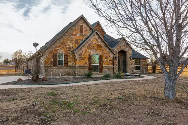 Decatur, TX 76234,113 Mesquite Court