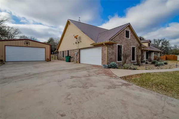 Weatherford, TX 76088,128 Brook Hollow Lane