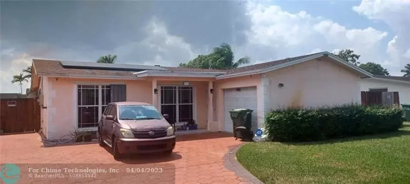 8720 NW 8th St, Pembroke Pines, FL 33024