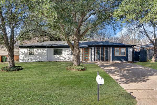 1217 Valentine Street, Hurst, TX 76053