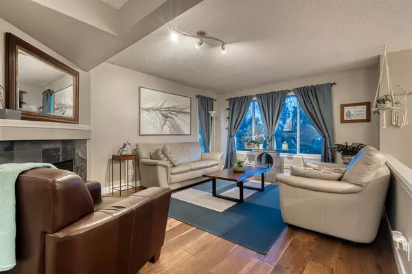 Calgary, AB T2Y 3L2,238 Bridlewood CIR SW