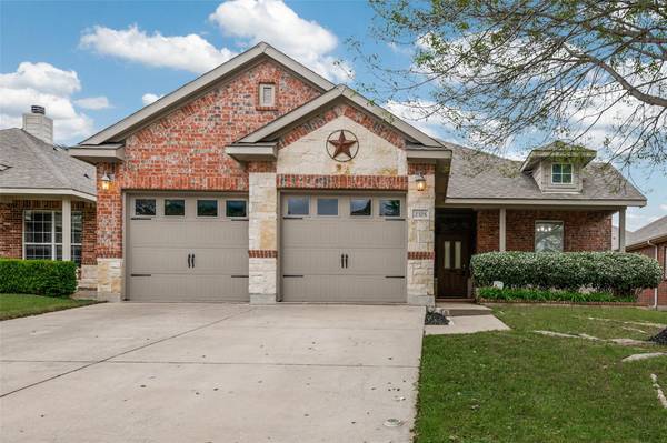 2325 Grand Rapids Drive, Fort Worth, TX 76177