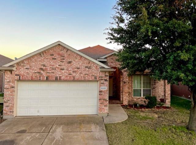 6228 Miranda Drive, Fort Worth, TX 76131