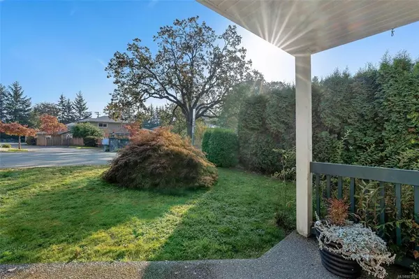 Saanich, BC V8X 5K4,4164 Rockhome Gdns