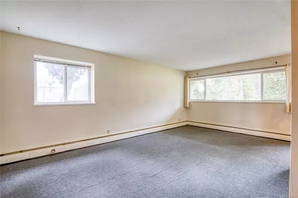 Nanaimo, BC V9R 2A4,995 Bowen Rd #107