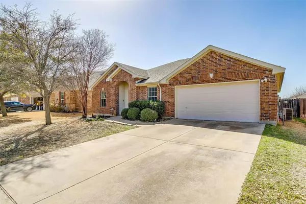 Saginaw, TX 76179,937 Virginia Lane