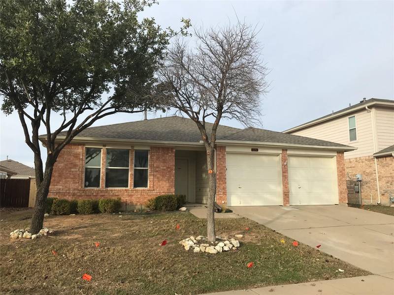 1821 Crested Butte Drive, Fort Worth, TX 76131