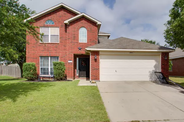 8401 Horse Whisper Lane, Fort Worth, TX 76131