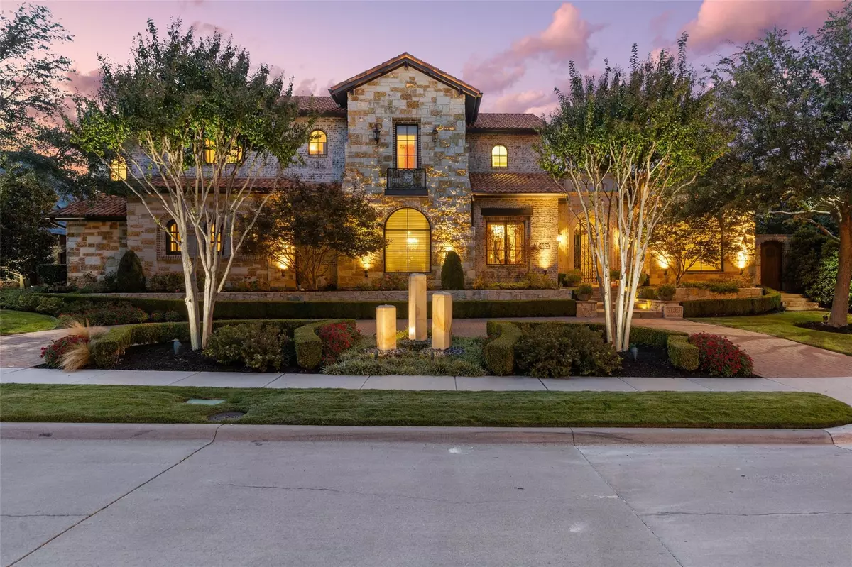 Plano, TX 75024,6821 Dupont Drive