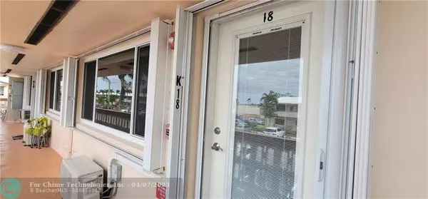 Hallandale Beach, FL 33009,1015 SW 11th Ave  #18k