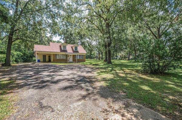 3337 Hiawatha Drive, Shreveport, LA 71107