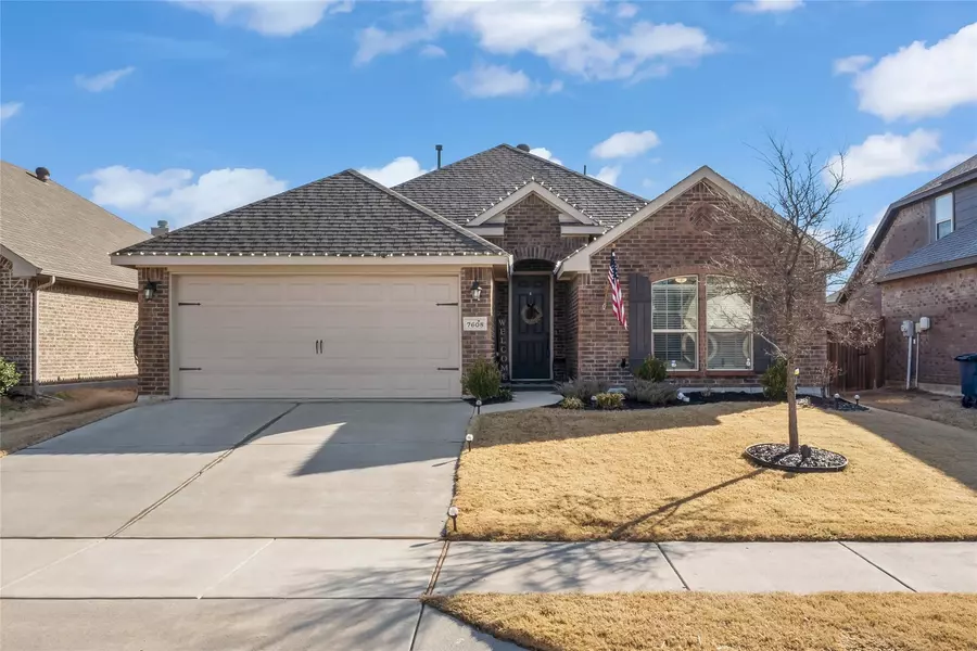 7608 Truchard Drive, Fort Worth, TX 76179