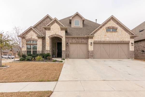 7216 Hampton Court, North Richland Hills, TX 76180