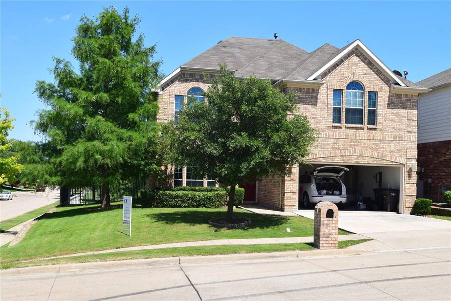 9960 Delamere Drive, Fort Worth, TX 76244