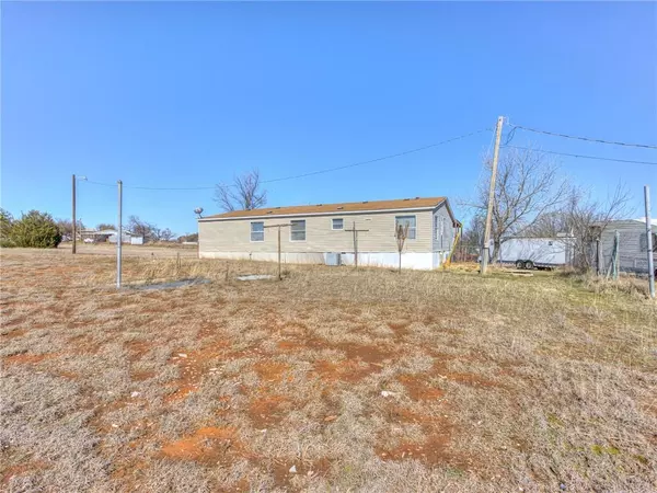 Tuttle, OK 73089,1202 County Street 2955