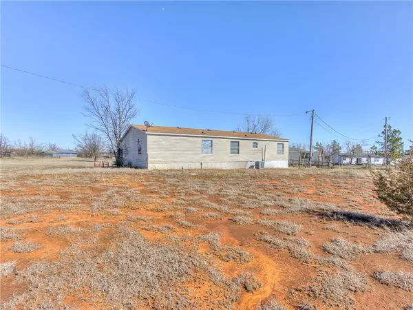 Tuttle, OK 73089,1202 County Street 2955