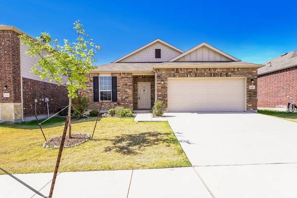 2340 Toposa Drive, Fort Worth, TX 76131