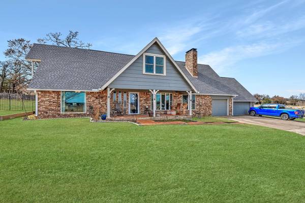 420 Kiowa Drive W, Lake Kiowa, TX 76240