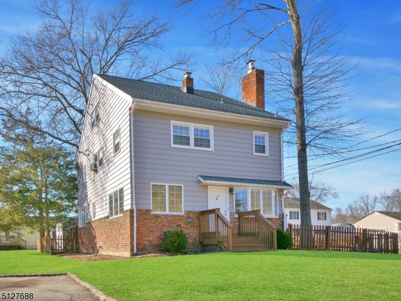 13 Lyman Ave, Pequannock Twp., NJ 07440