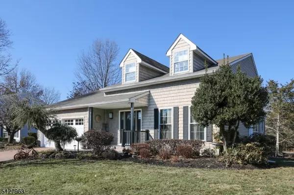 16 Dakota Trl, Branchburg Twp., NJ 08876