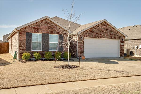 1512 Trace Drive, Aubrey, TX 76227