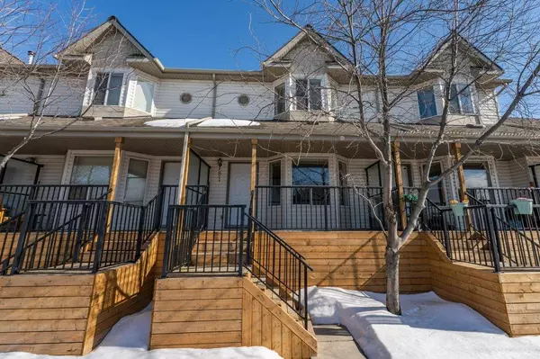 Calgary, AB T3A 5W7,81 Hidden Valley Villas NW