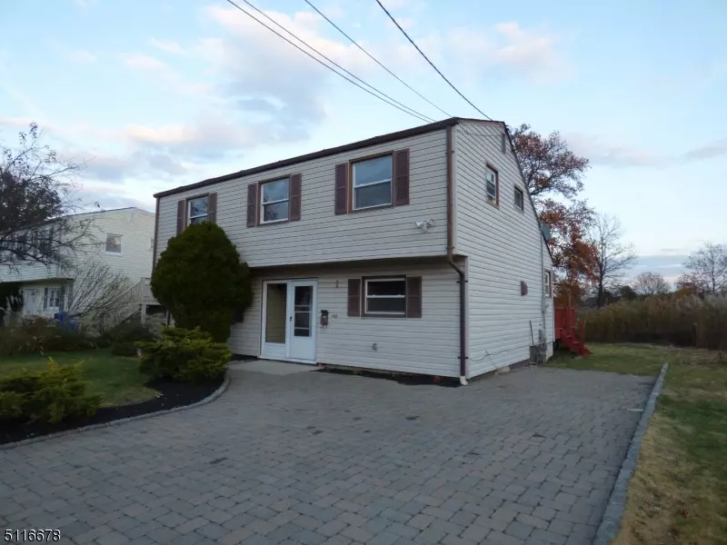 586 Watson Ave, Woodbridge Twp., NJ 07095