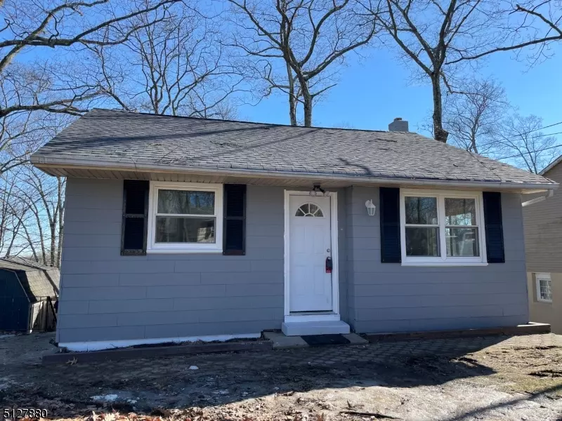 Hopatcong Boro, NJ 07843,11 Northwestern Trl