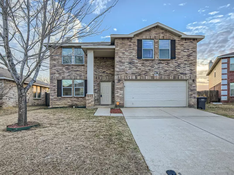 9217 Riding Stable Lane, Fort Worth, TX 76123