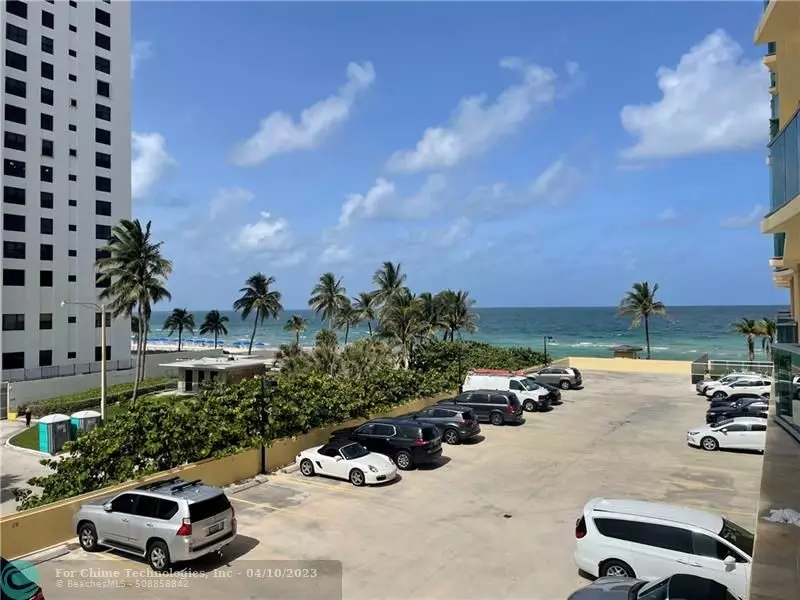 Hollywood, FL 33019,2501 S Ocean Dr  #304