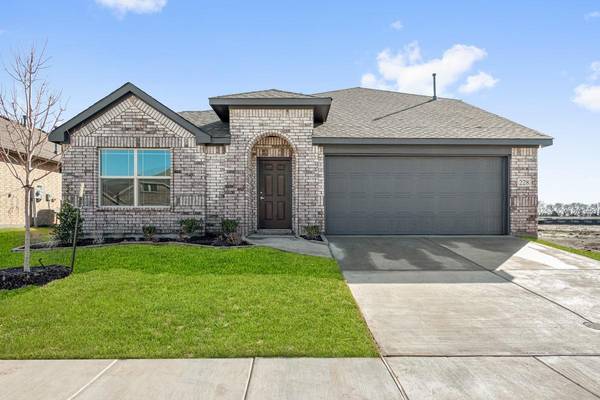 228 Autumn Hill Bluff, Lavon, TX 75166