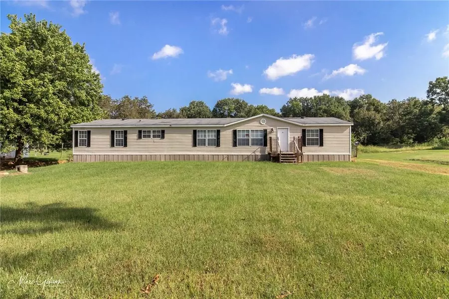 109 Pecan Grove Lane, Bossier City, LA 71112