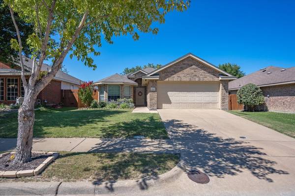 2043 Moonlight Trail, Heartland, TX 75126