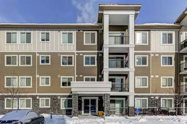 Calgary, AB T3R 0V5,450 Sage Valley DR NW #4306