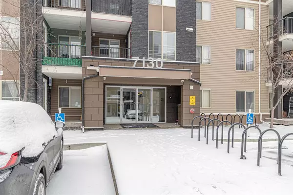 Calgary, AB T3J 0N5,7130 80 AVE NE #211