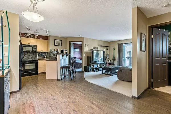 Calgary, AB T2Z4M5,4975 130 AVE SE #4405