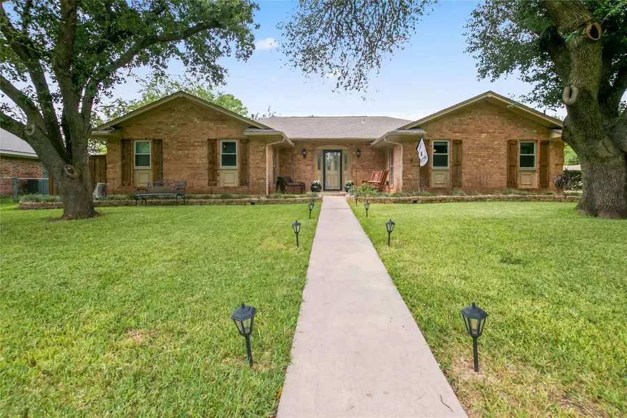 2605 Picadilly Lane, Denton, TX 76209