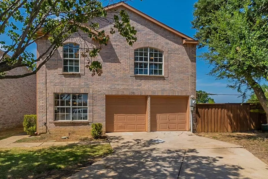 1387 Javelin Way, Lewisville, TX 75077