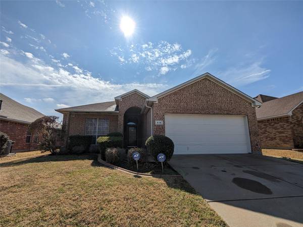 516 Flora Vista Court, Arlington, TX 76002