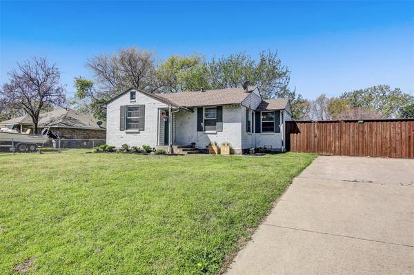 217 E Park Drive, Little Elm, TX 75068